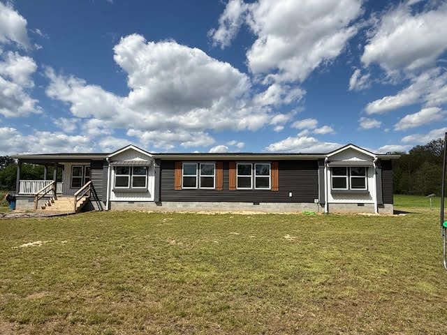 708 E South Avenue, Bluford, IL 62814
