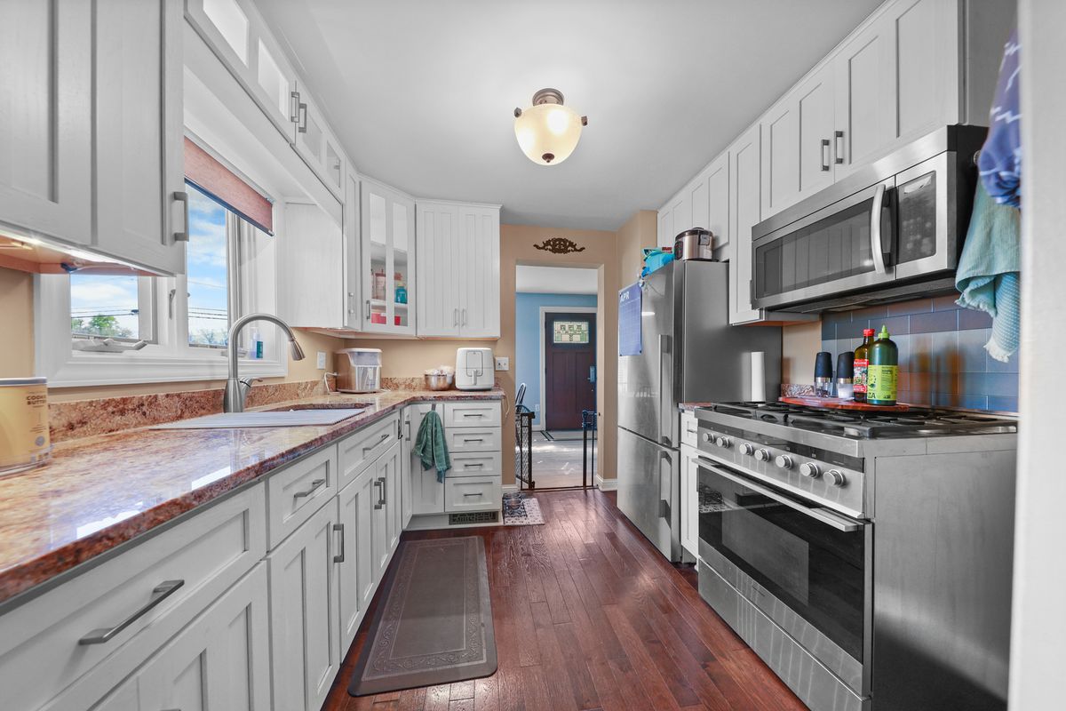 910 Vermillion Street, Streator, IL 61364