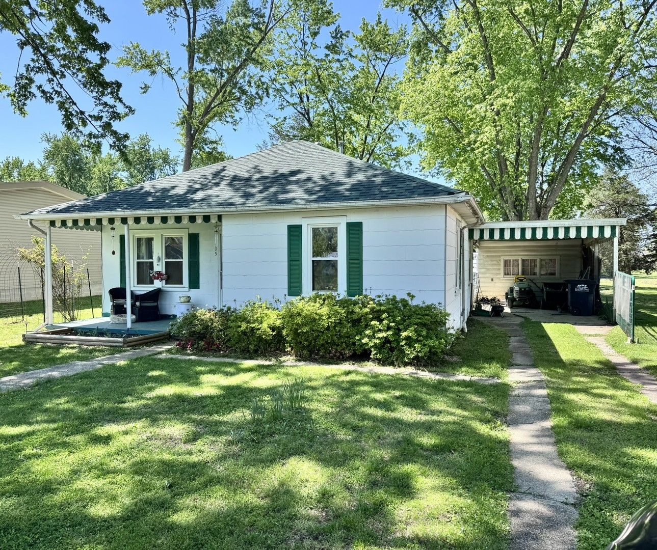 405 Penfield Street — Odin, IL 62870