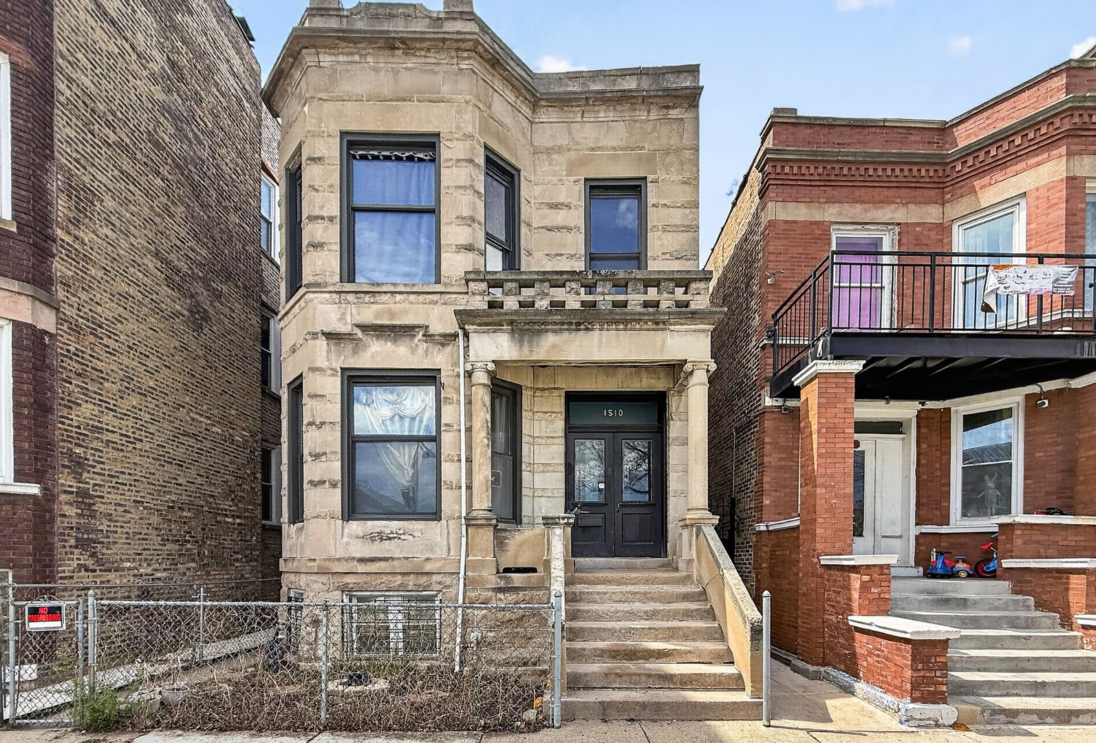 1510 N Harding Avenue — Chicago, IL 60651