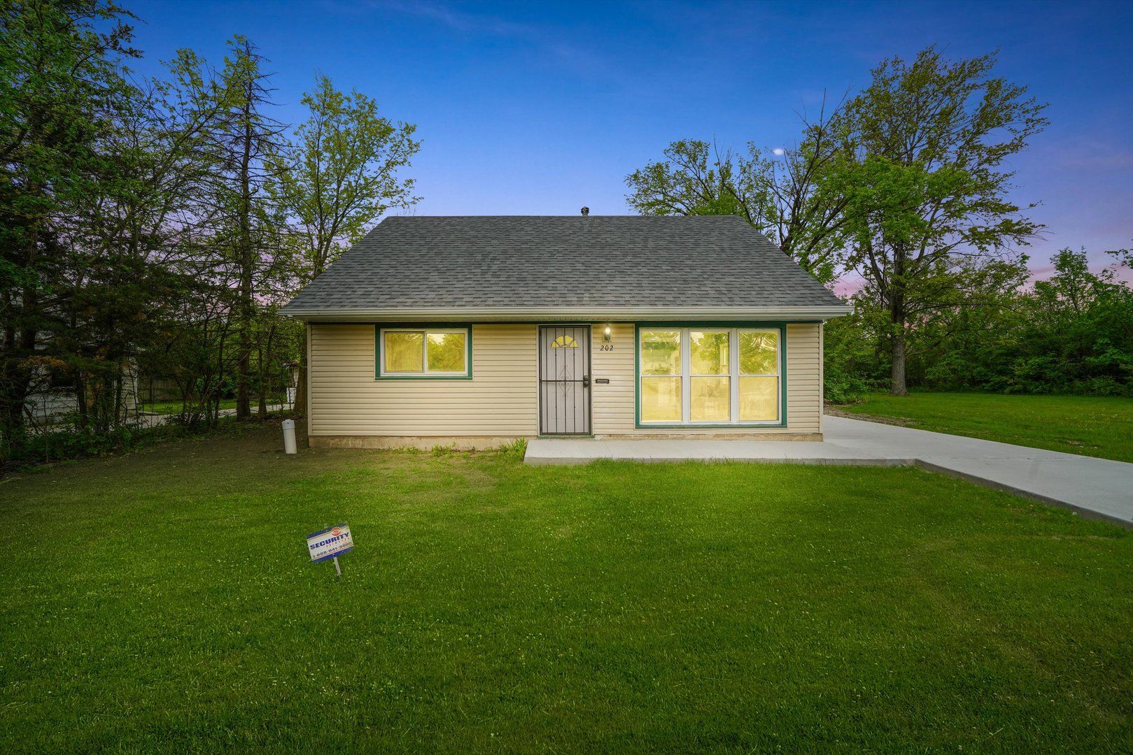202 Allegheny Street — Park Forest, IL 60466