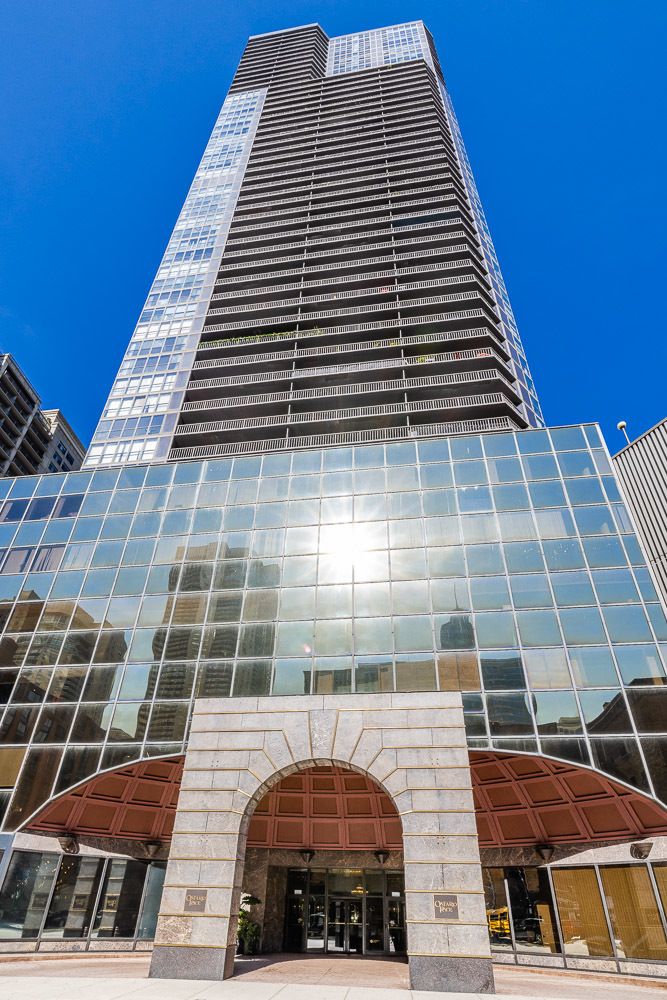 10 E ONTARIO Street #3701 — Chicago, IL 60611
