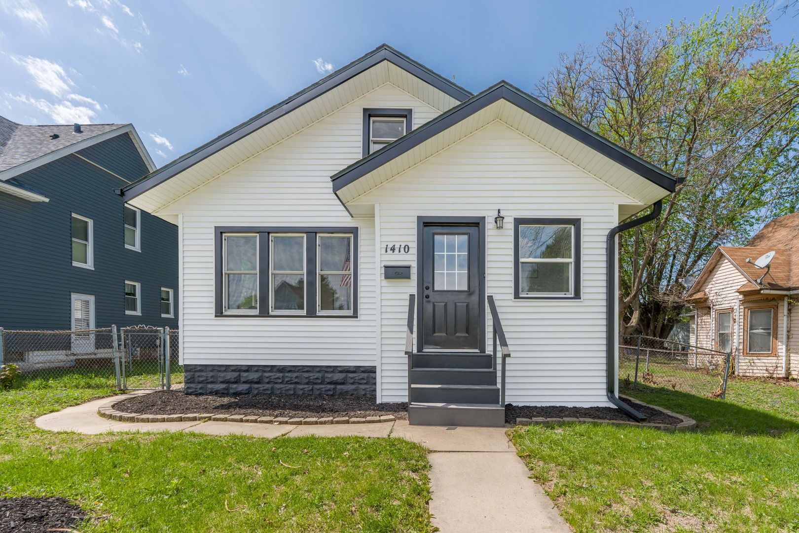 1410 25th Street — Rock Island, IL 61201