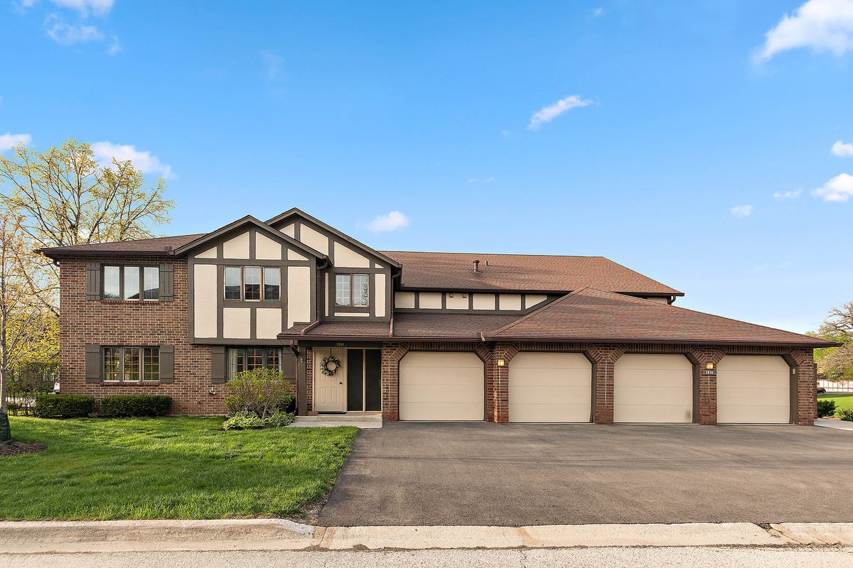 7834 Foresthill Court, Palos Heights, IL 60463