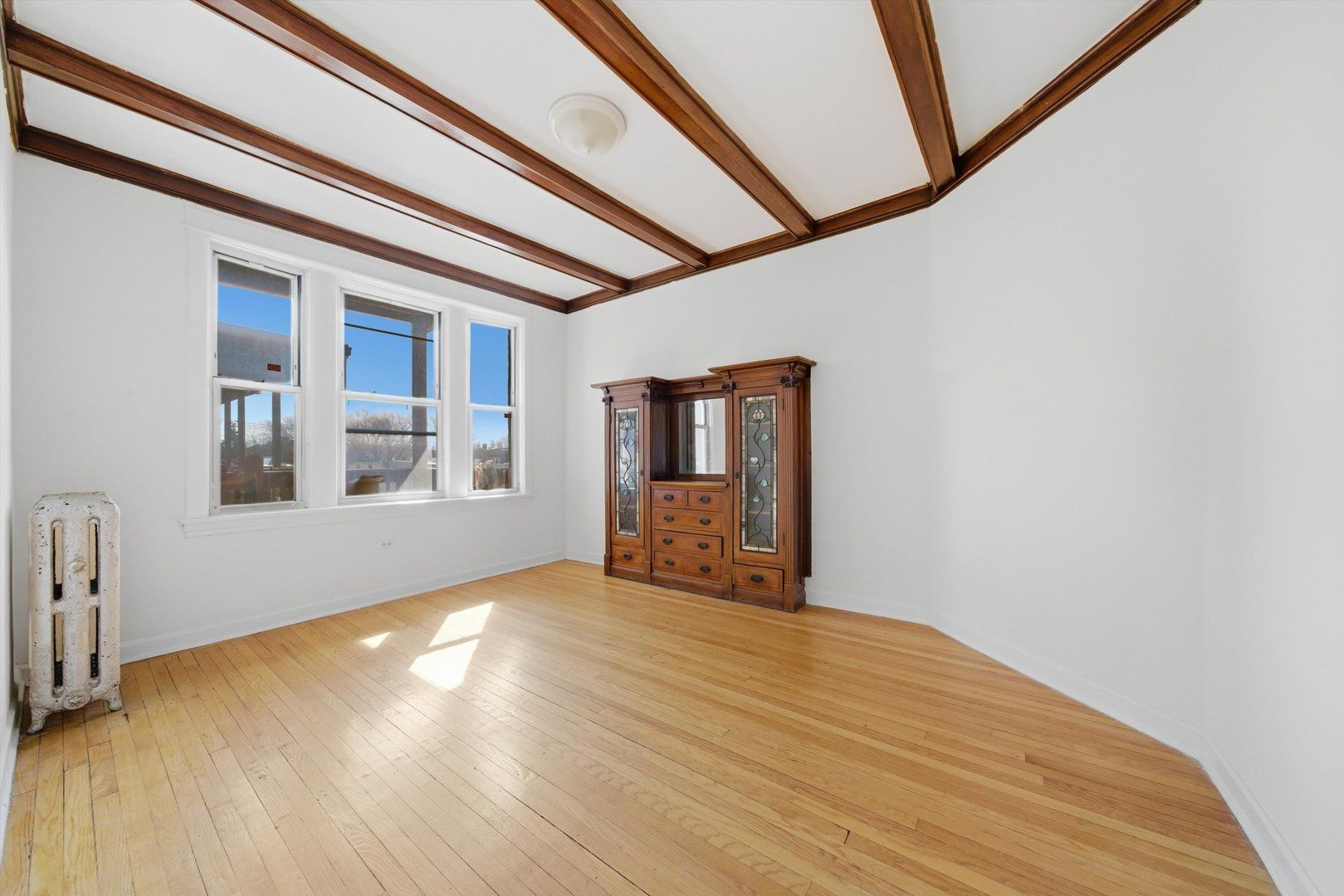 2453 N Spaulding Avenue #3 — Chicago, IL 60647