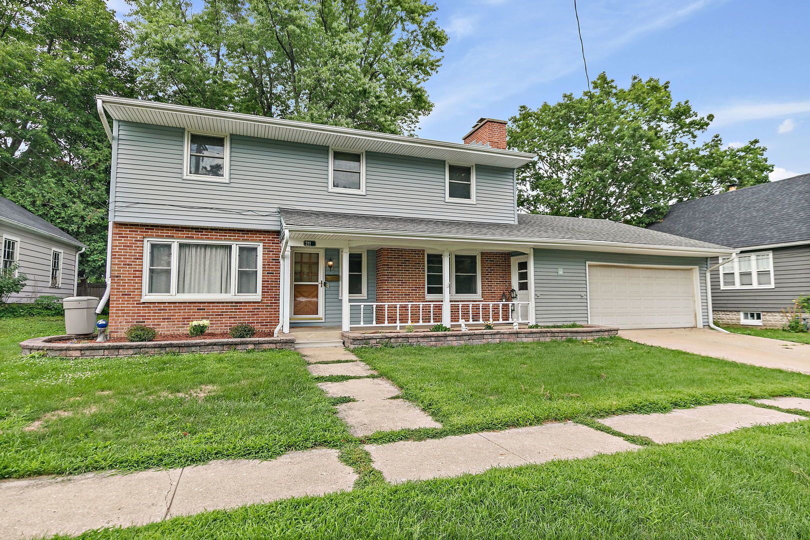 211 E Ottawa Street — Sycamore, IL 60178