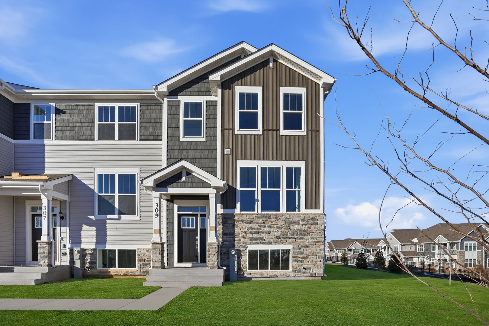 331 Settlers Place — West Dundee, IL 60118