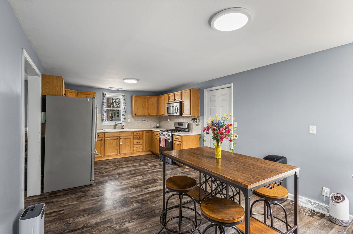 603 W Main Street, Cary, IL 60013