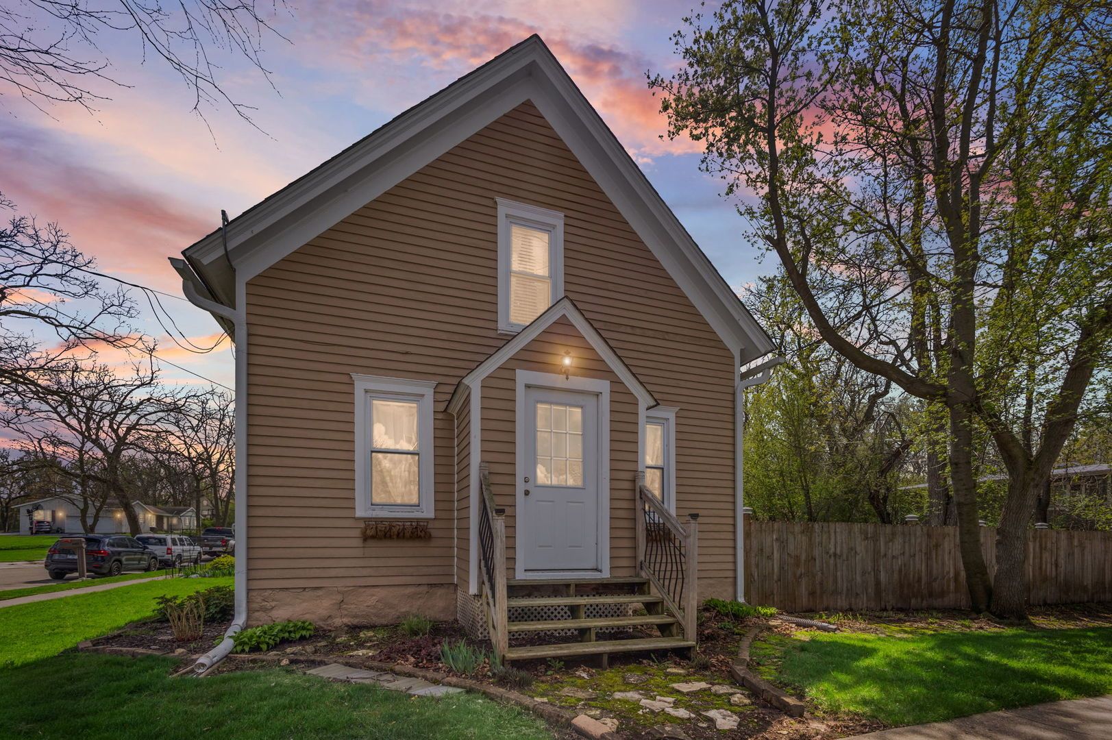 603 W Main Street — Cary, IL 60013