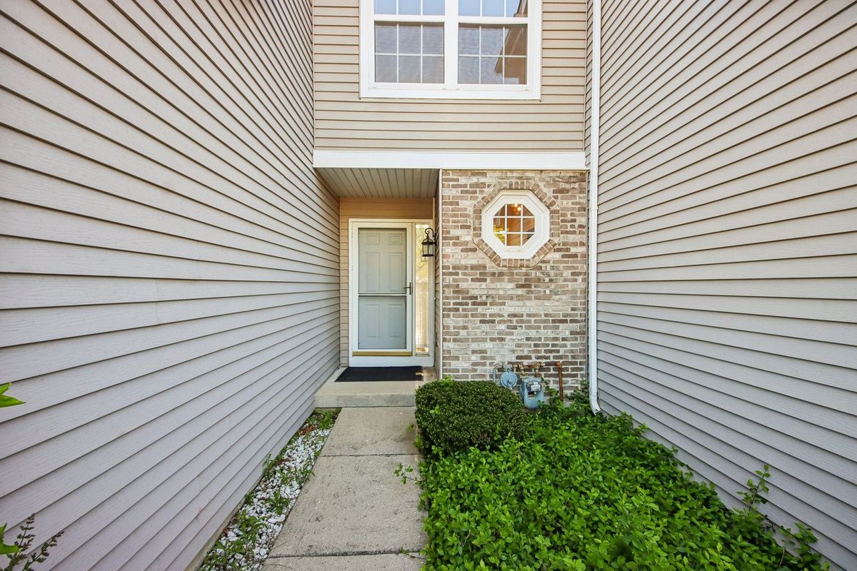 993 Willow Street, Itasca, IL 60143