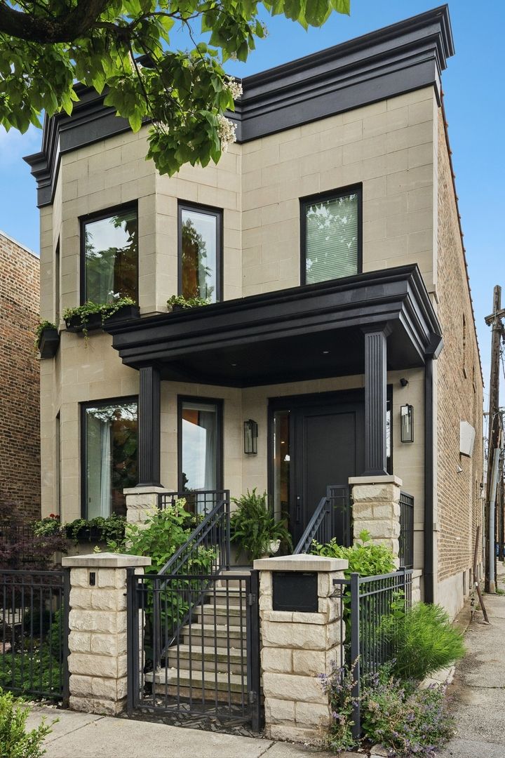 5415 N Ashland Avenue — Chicago, IL 60640