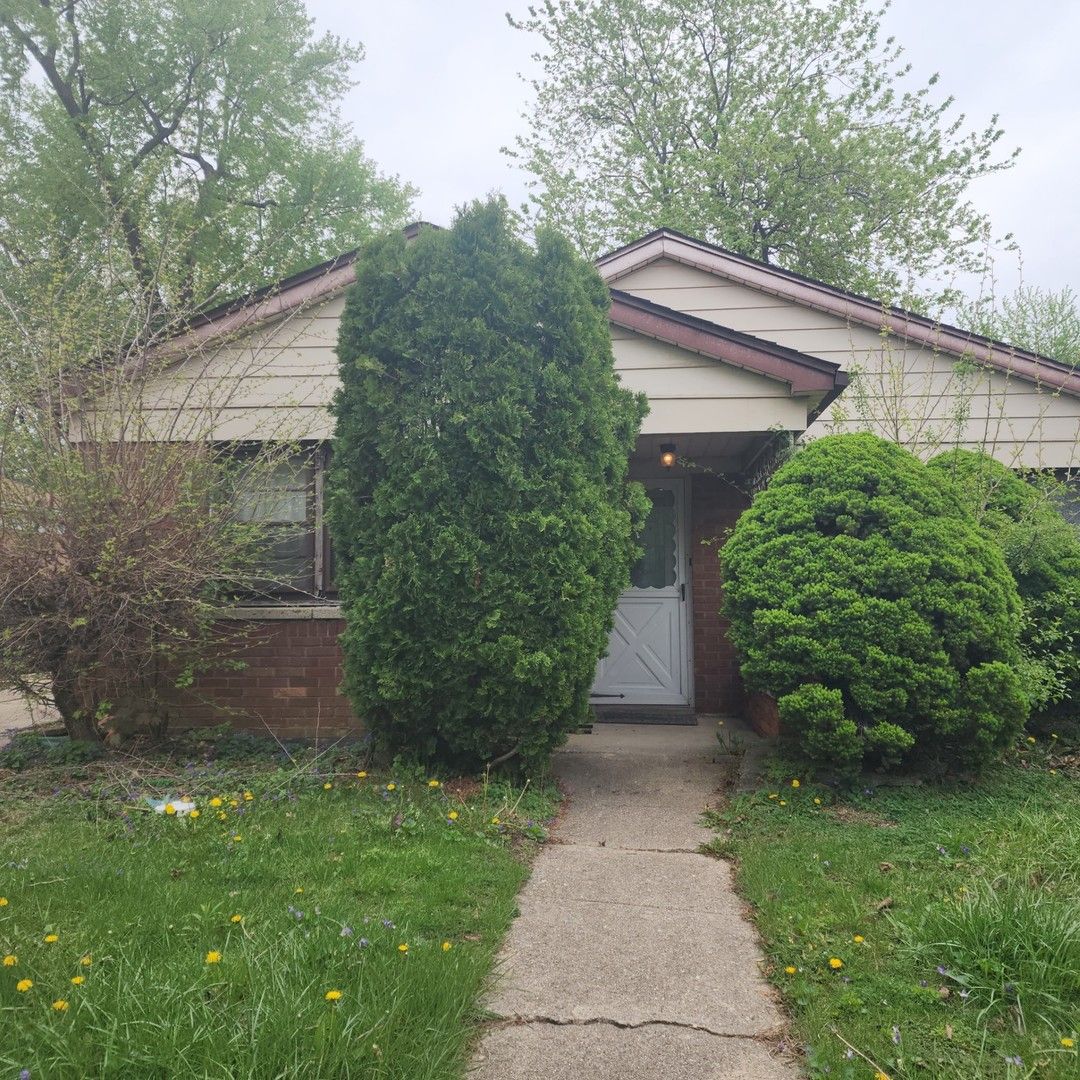 11619 S SACRAMENTO Drive — Merrionette Park, IL 60803