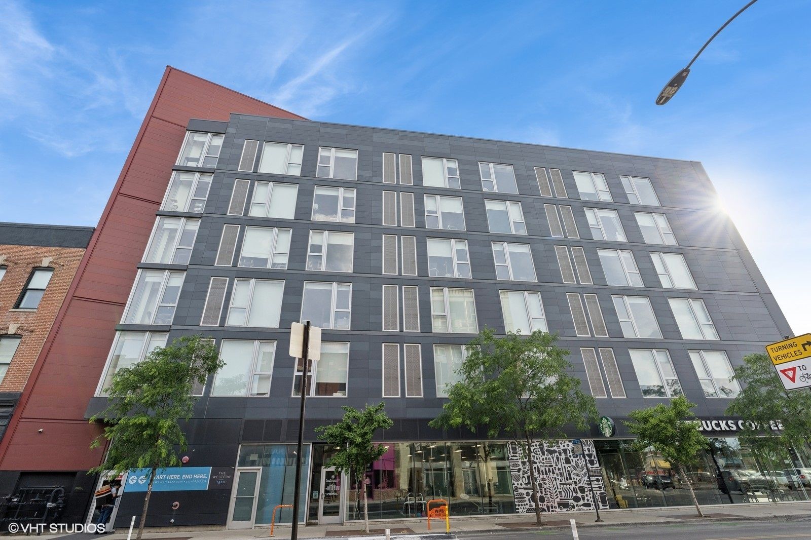 1920 N Milwaukee Avenue #502 — Chicago, IL 60647