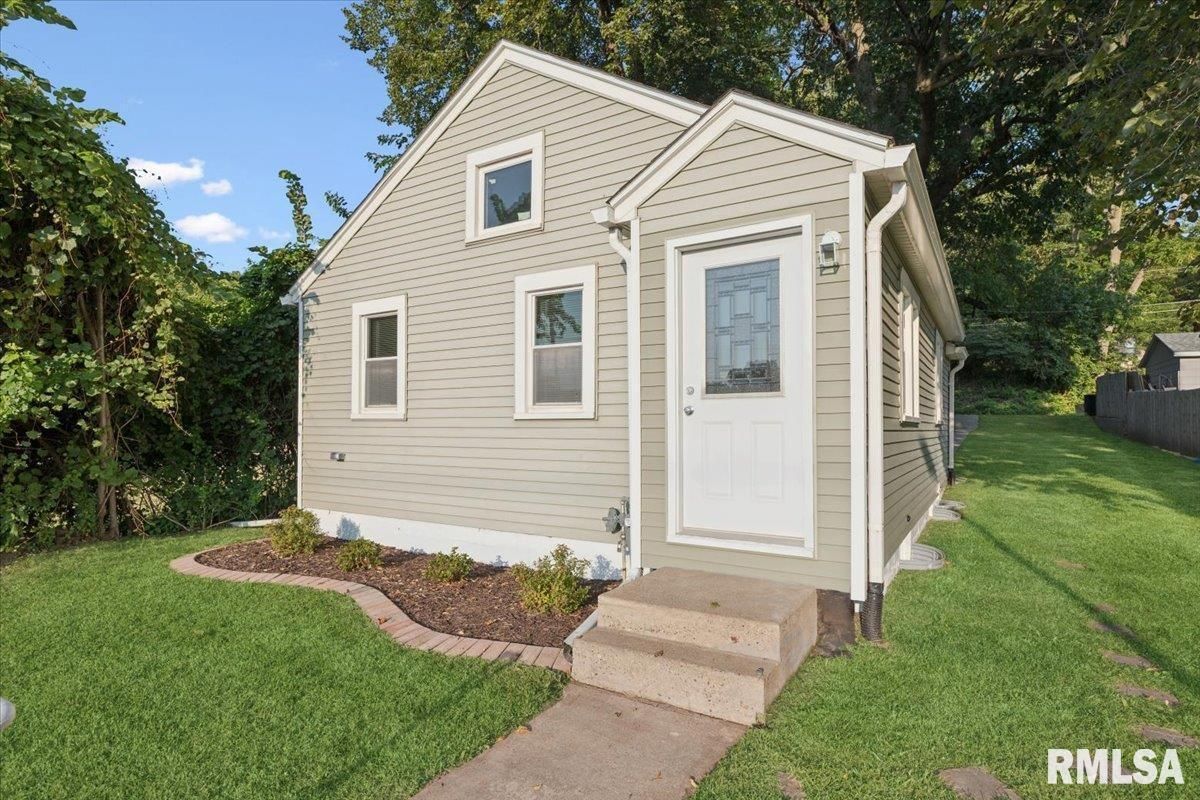 4105 11TH Street, Rock Island, IL 61201