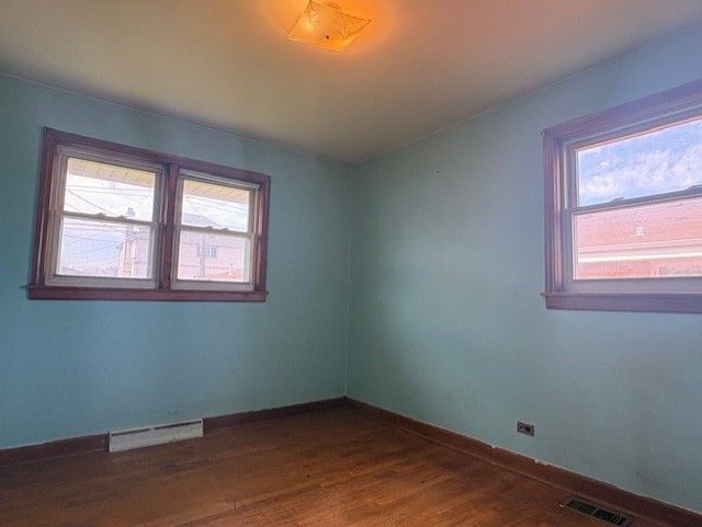 10706 Oak Avenue, Chicago Ridge, IL 60415