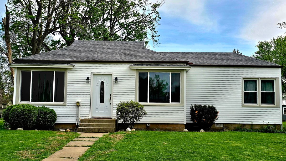 110 Park Avenue, Deer Creek, IL 61733