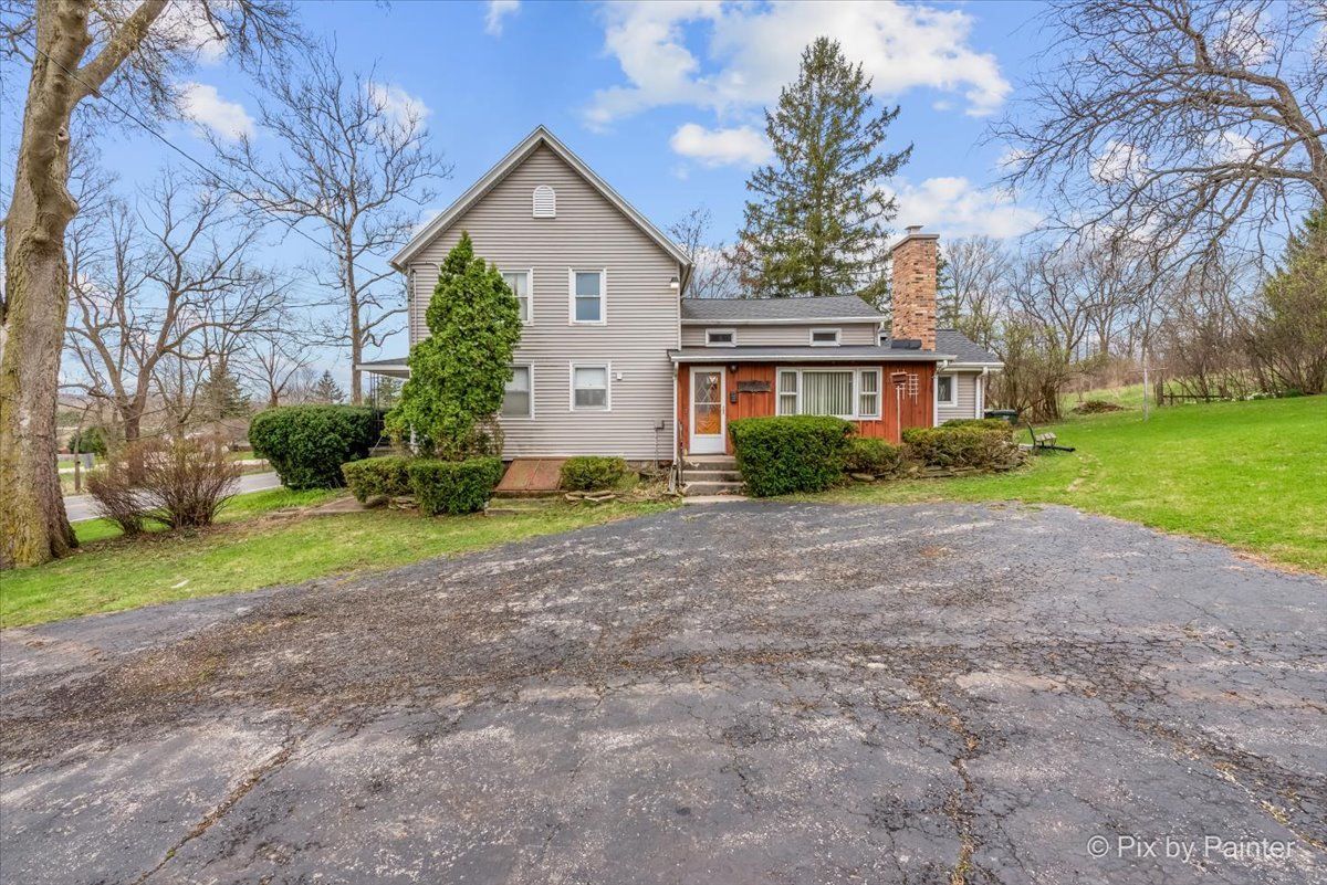 W3004 Krueger Road, Lake Geneva, WI 53147