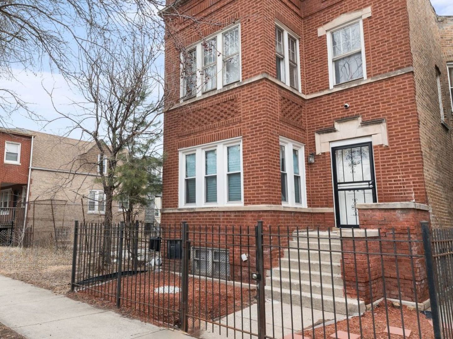 6523 S Evans Avenue — Chicago, IL 60637