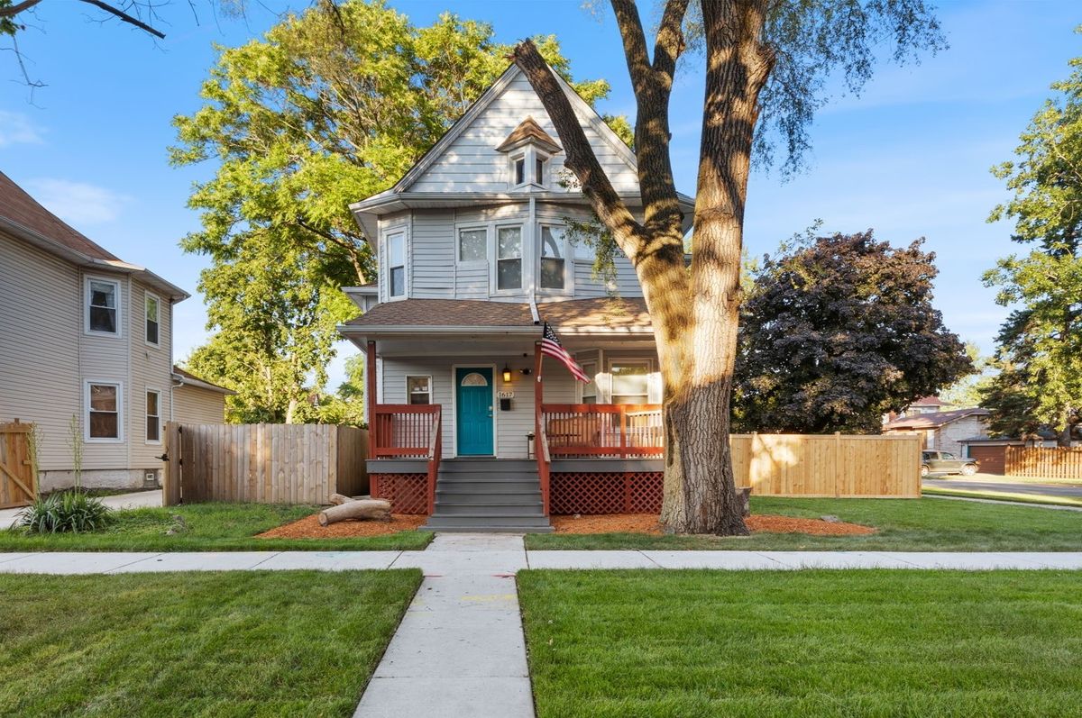 1617 4th Avenue, Maywood, IL 60153