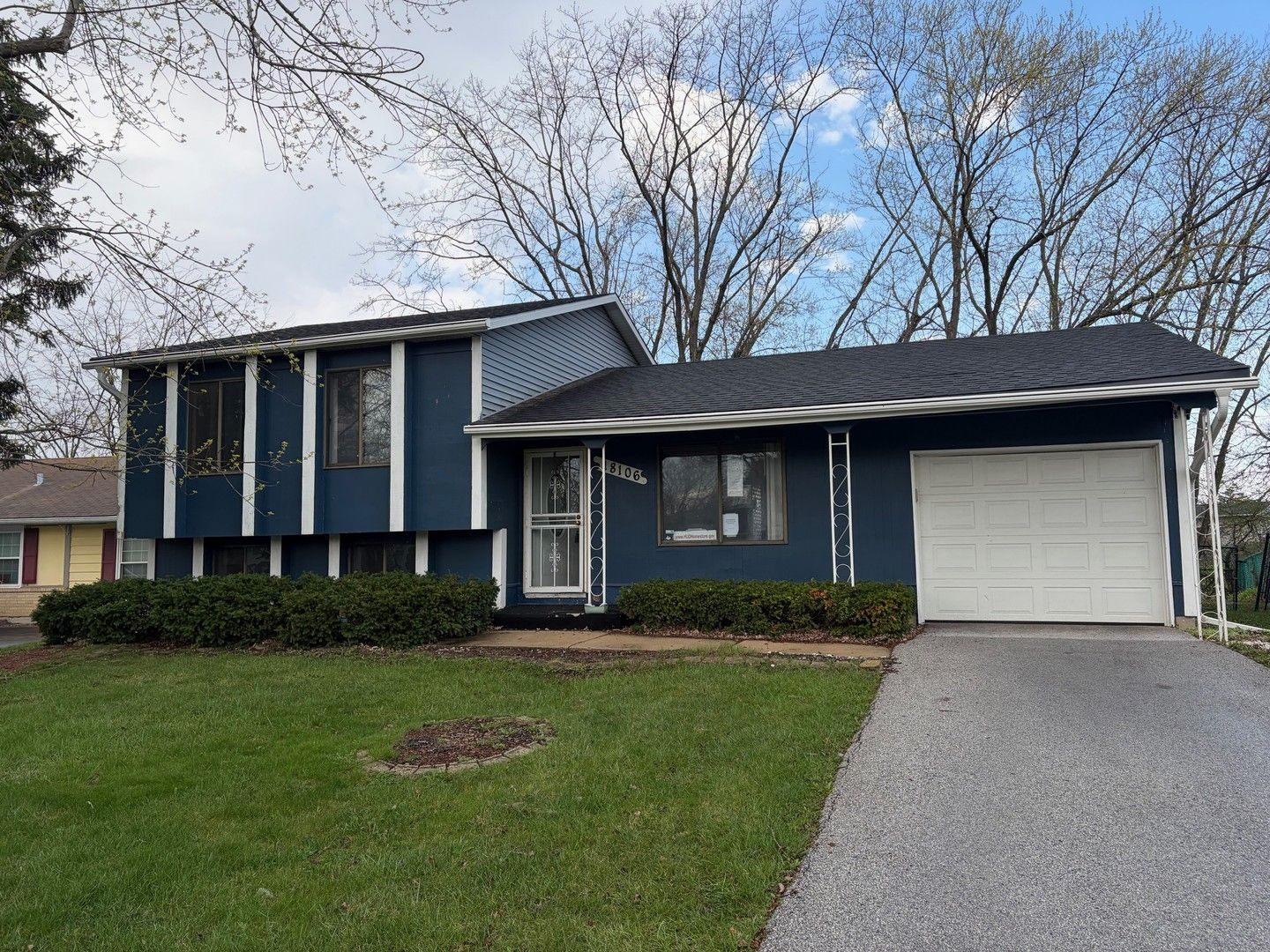 18106 Charlemagne Avenue — Hazel Crest, IL 60429