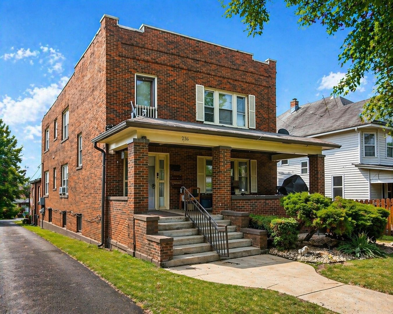 256 Nicholson Street — Joliet, IL 60435