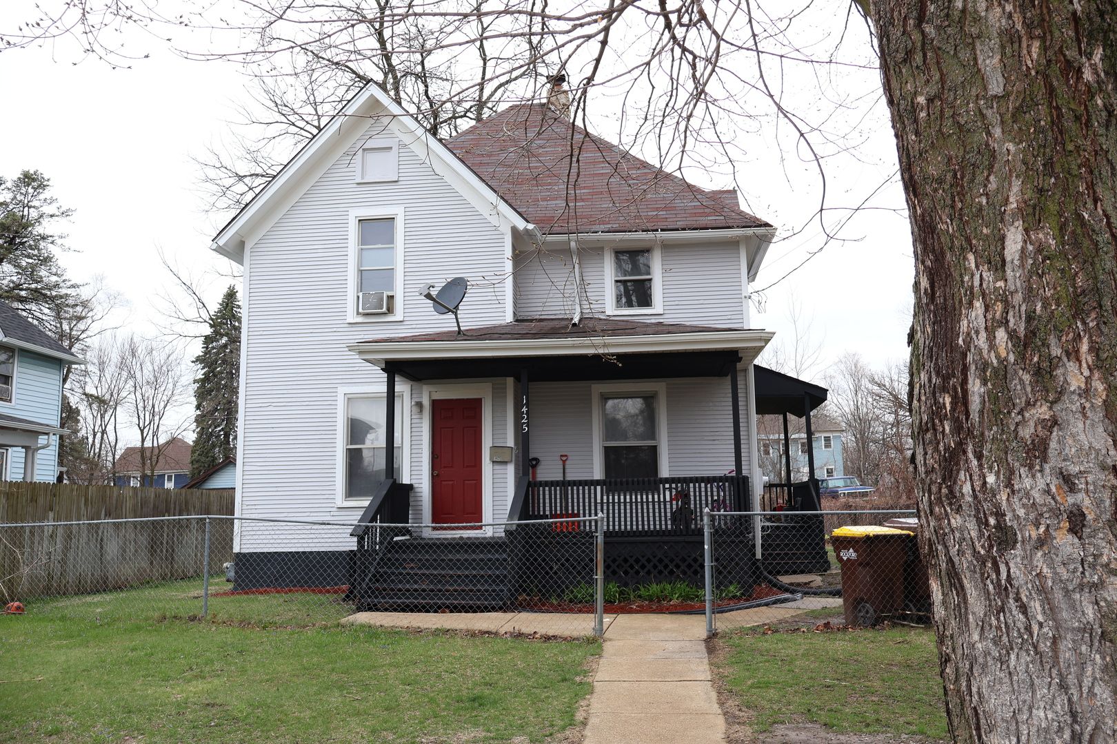 1425 Blaisdell Street — Rockford, IL 61101