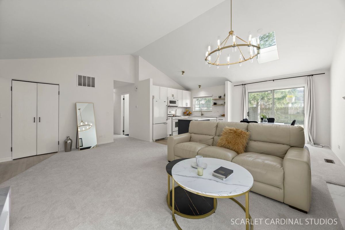 30W161 Mack Road, Warrenville, IL 60555