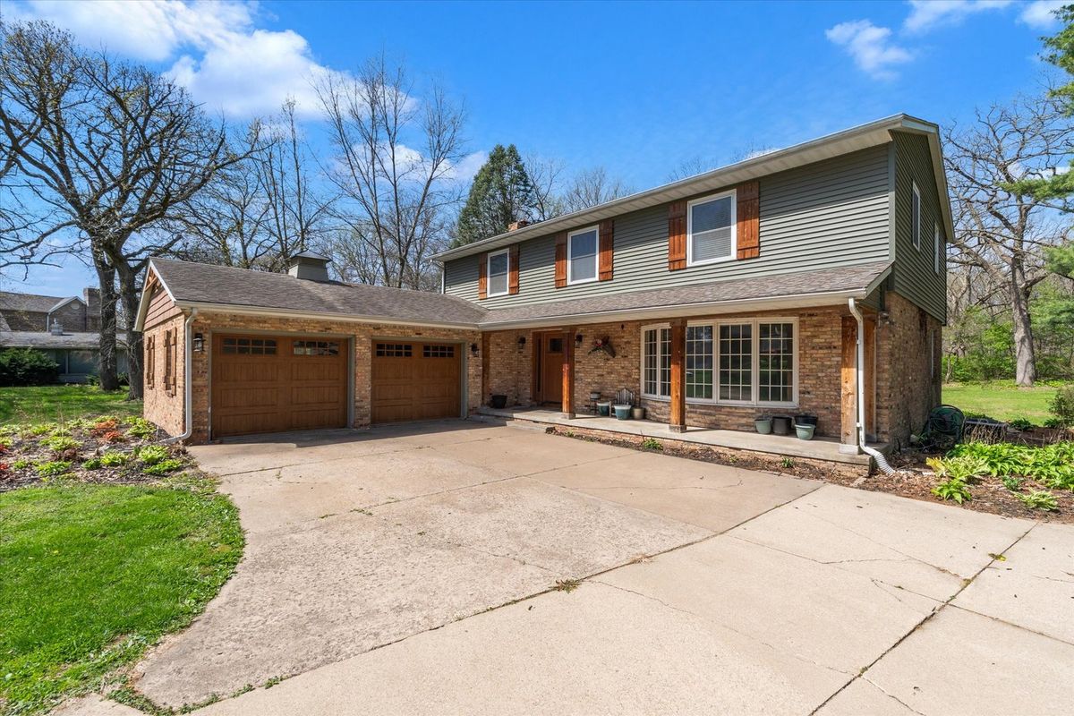 119 Sherwood Drive, Geneseo, IL 61254