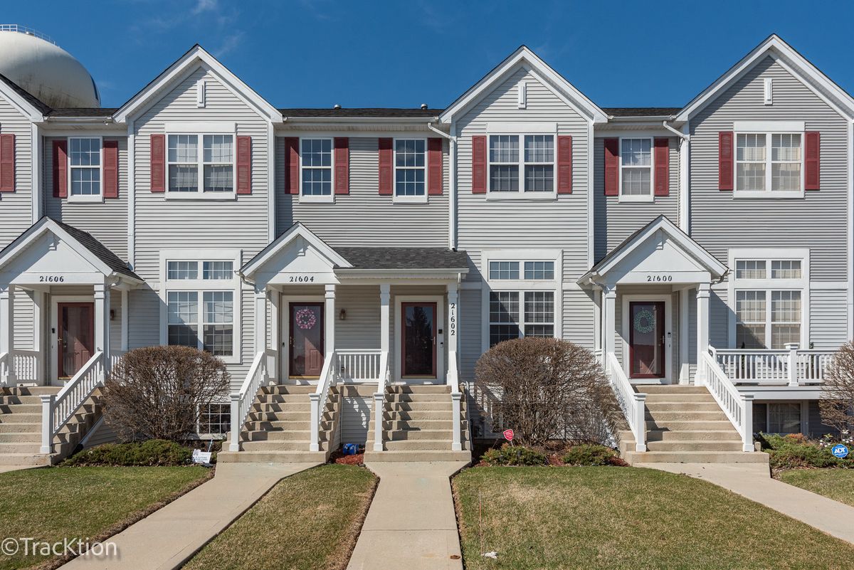 21602 Dogwood Road, Matteson, IL 60443