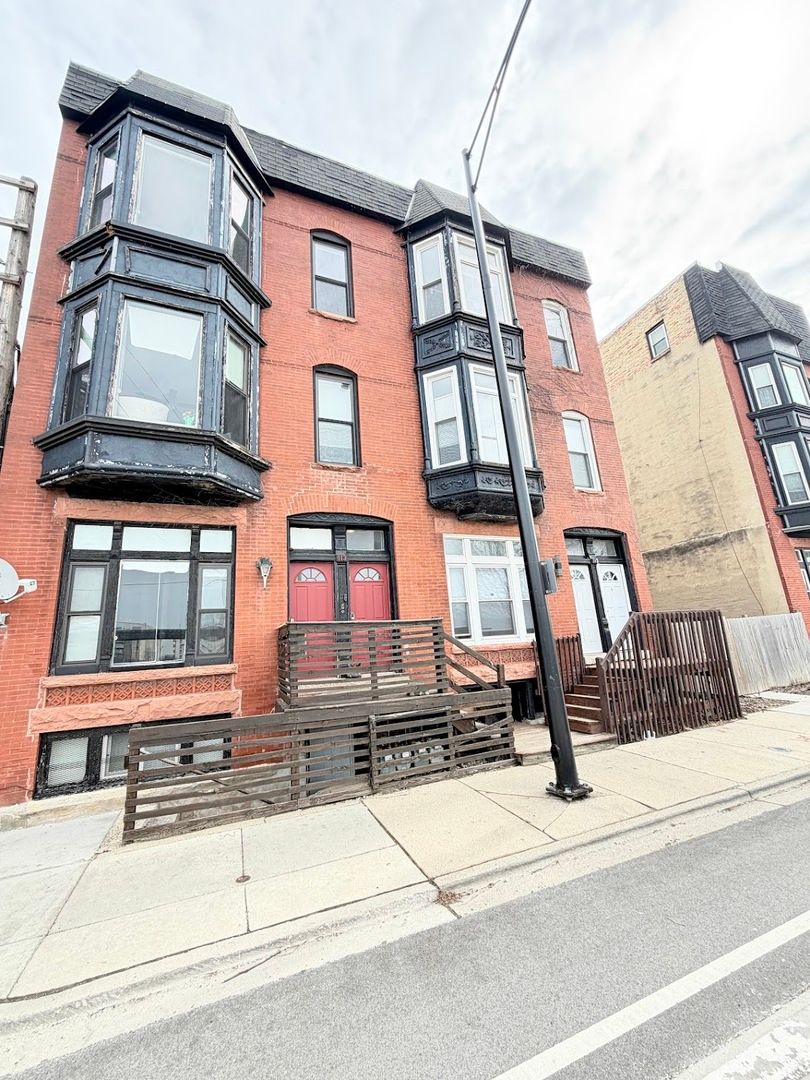 113 Paulina Street, Chicago, IL 60612