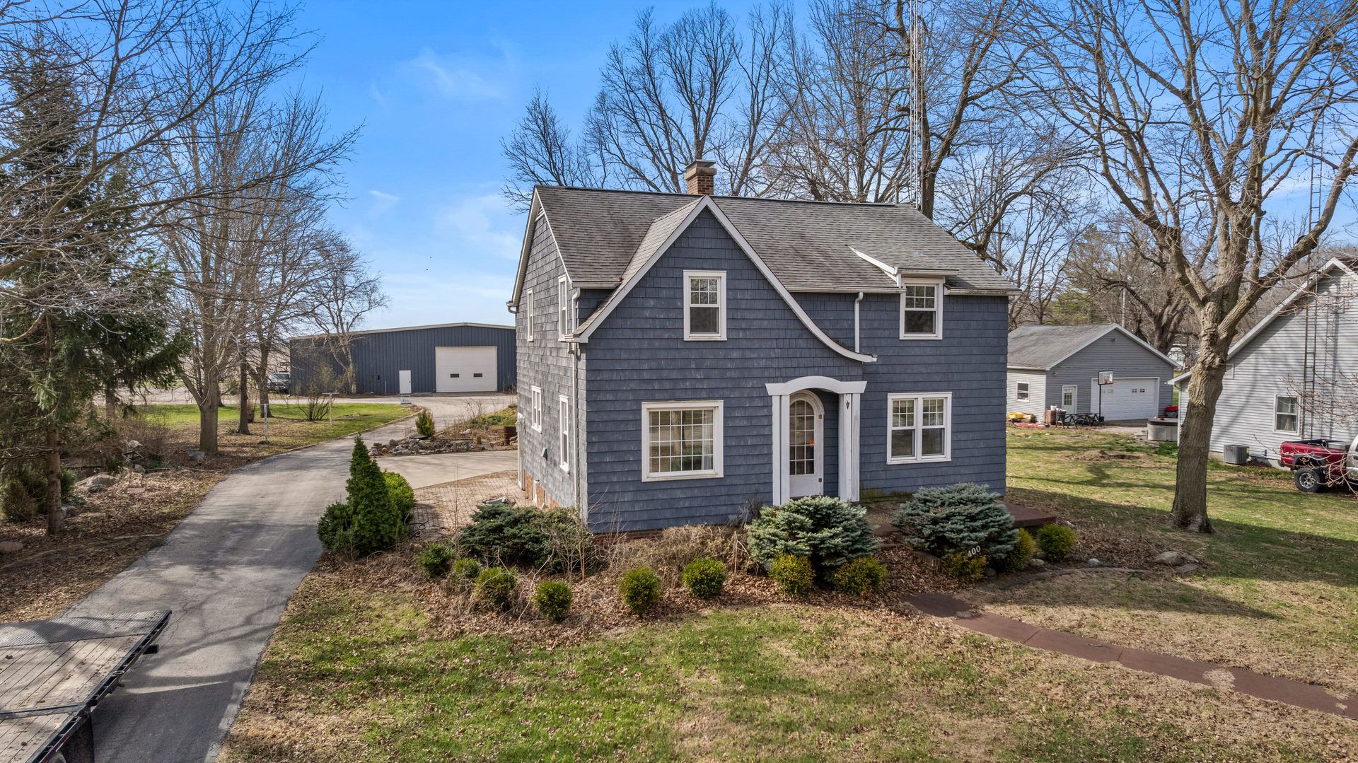 400 E 3rd Street — Brocton, IL 61917