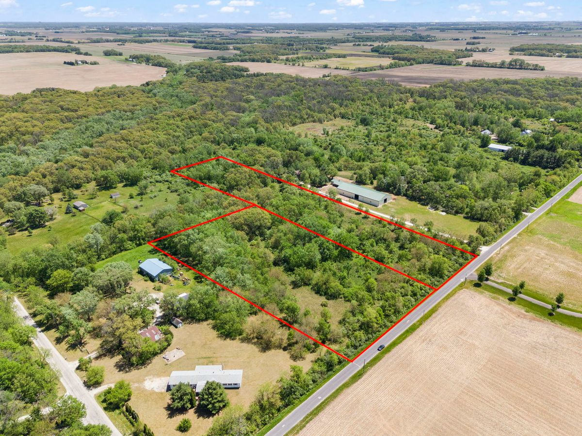 37215 Darby Road, Custer Park, IL 60481