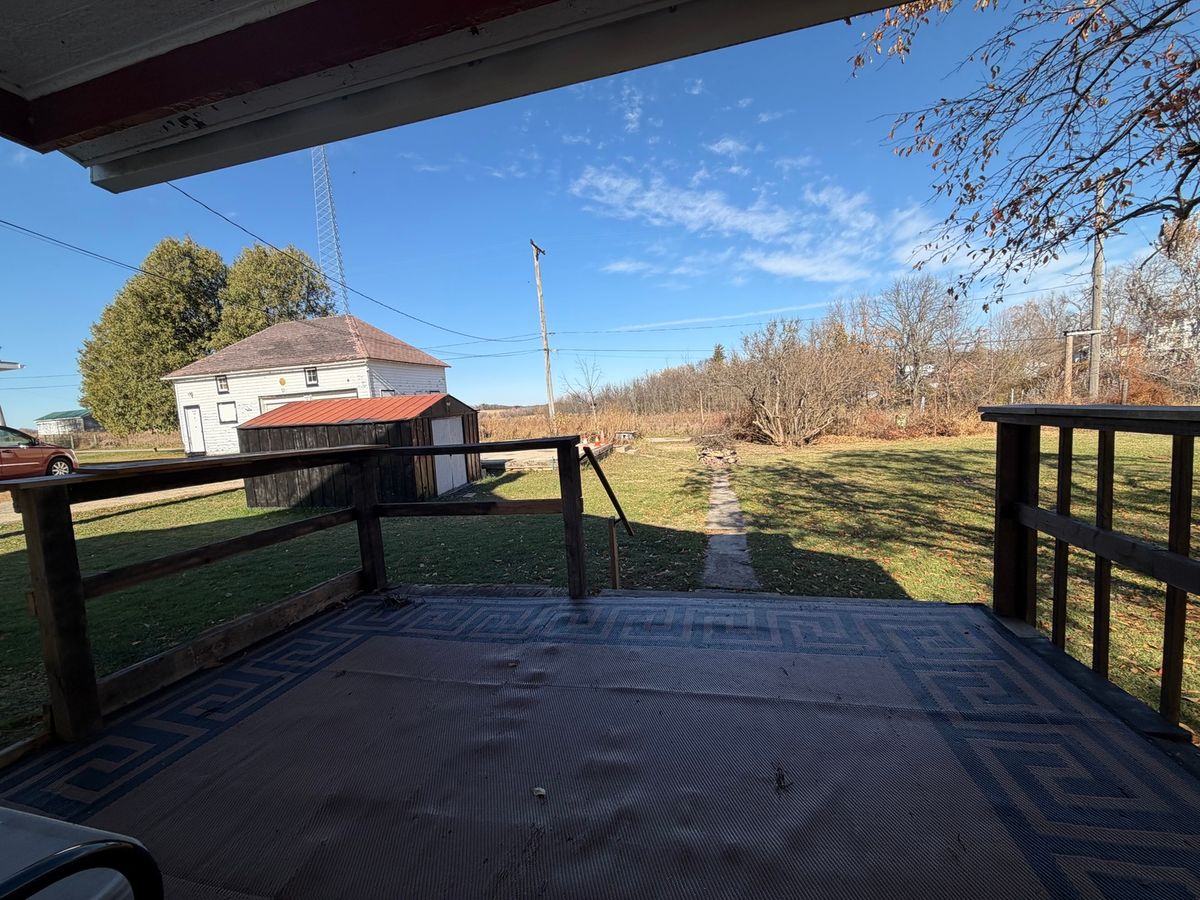106 W High Street, Orangeville, IL 61060