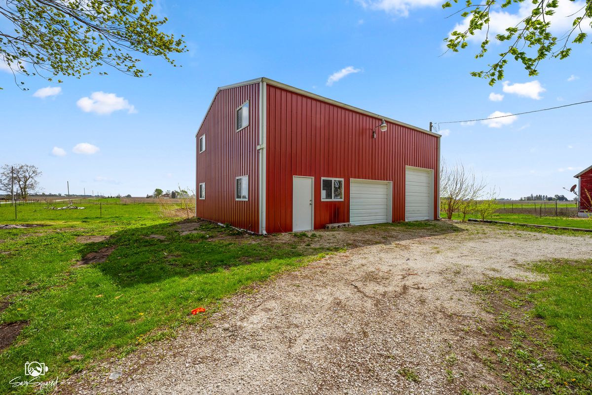 1235 N 1450 East Road, Onarga, IL 60955