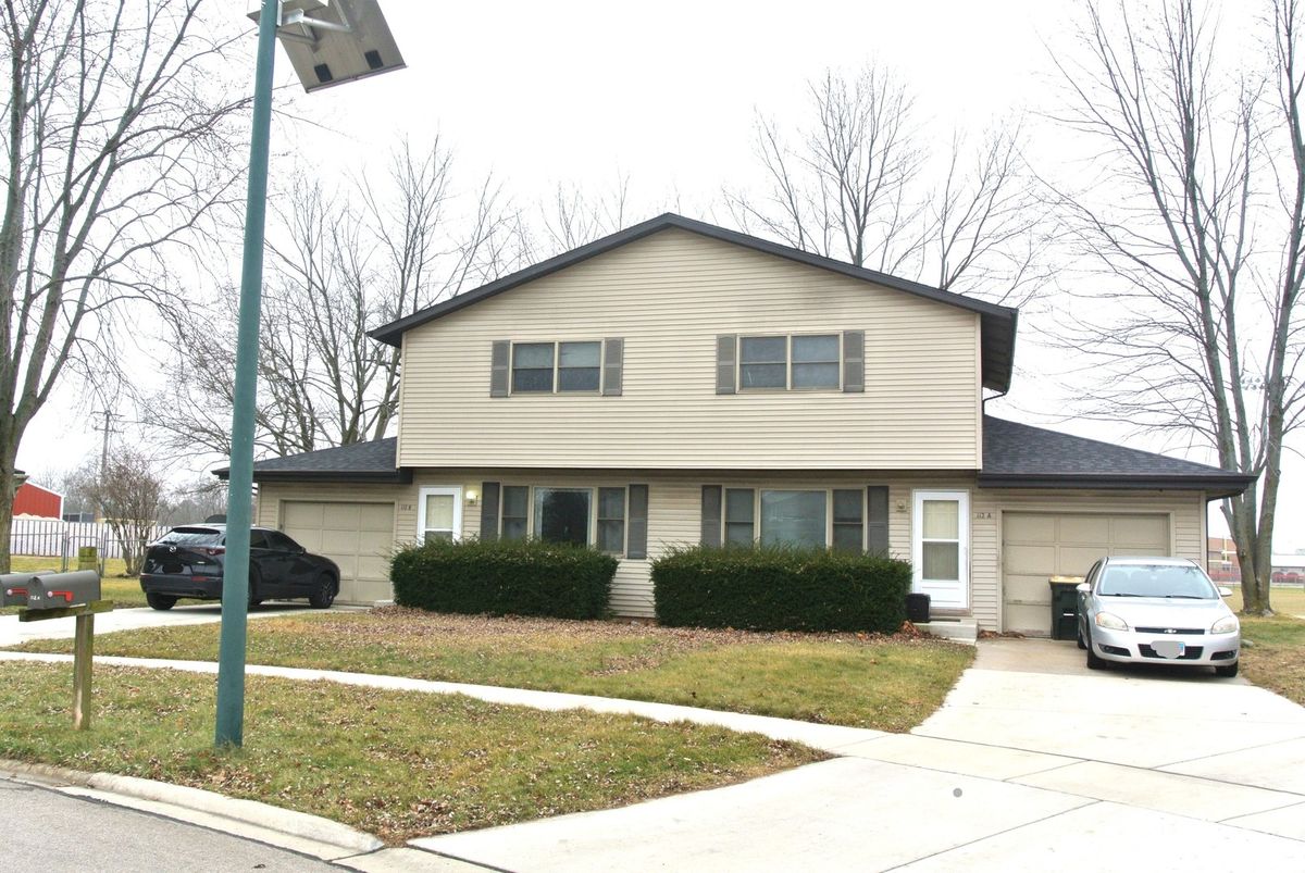 112 Appletree Court, Yorkville, IL 60560