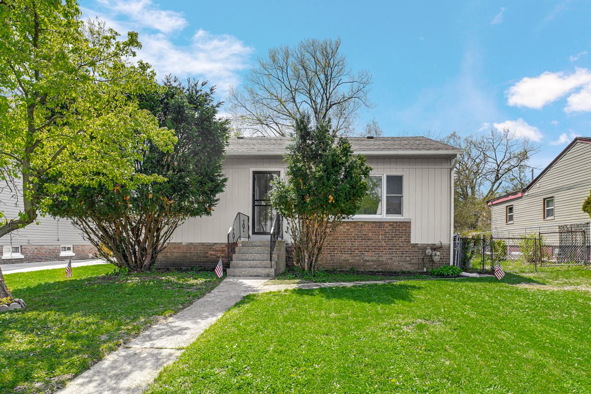 1117 156th Place, Calumet City, IL 60409