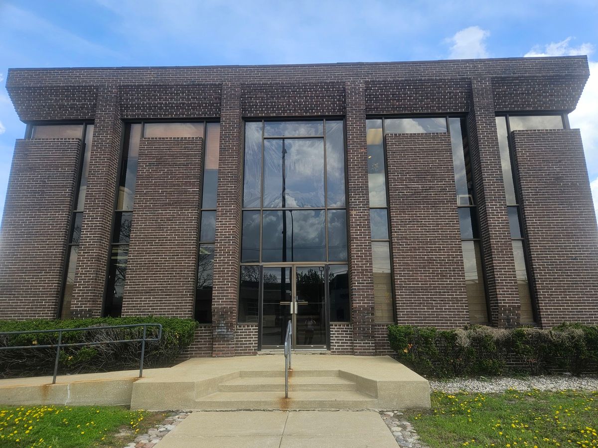 8233 Harlem Avenue, Bridgeview, IL 60455