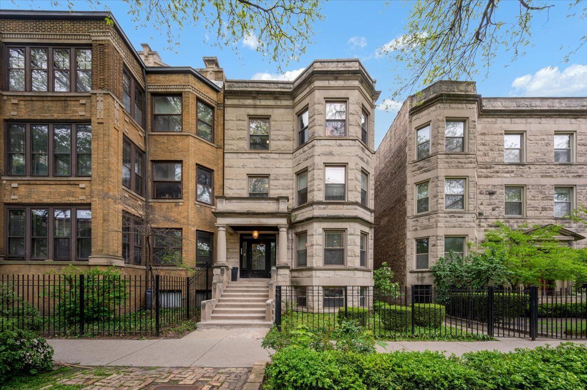 5331 N Winthrop Avenue #3 — Chicago, IL 60640
