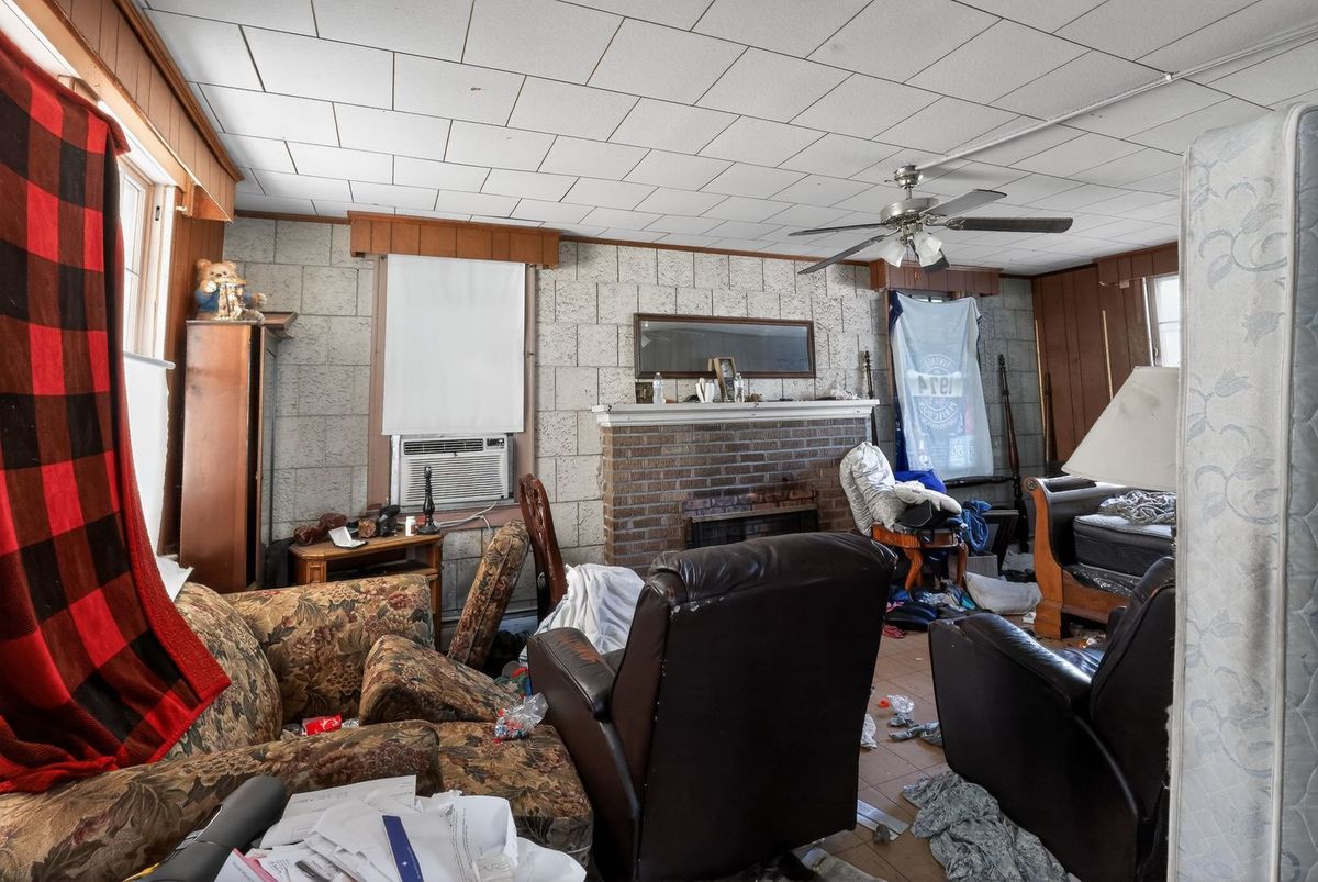 629 Royal Heights Road, Belleville, IL 62226