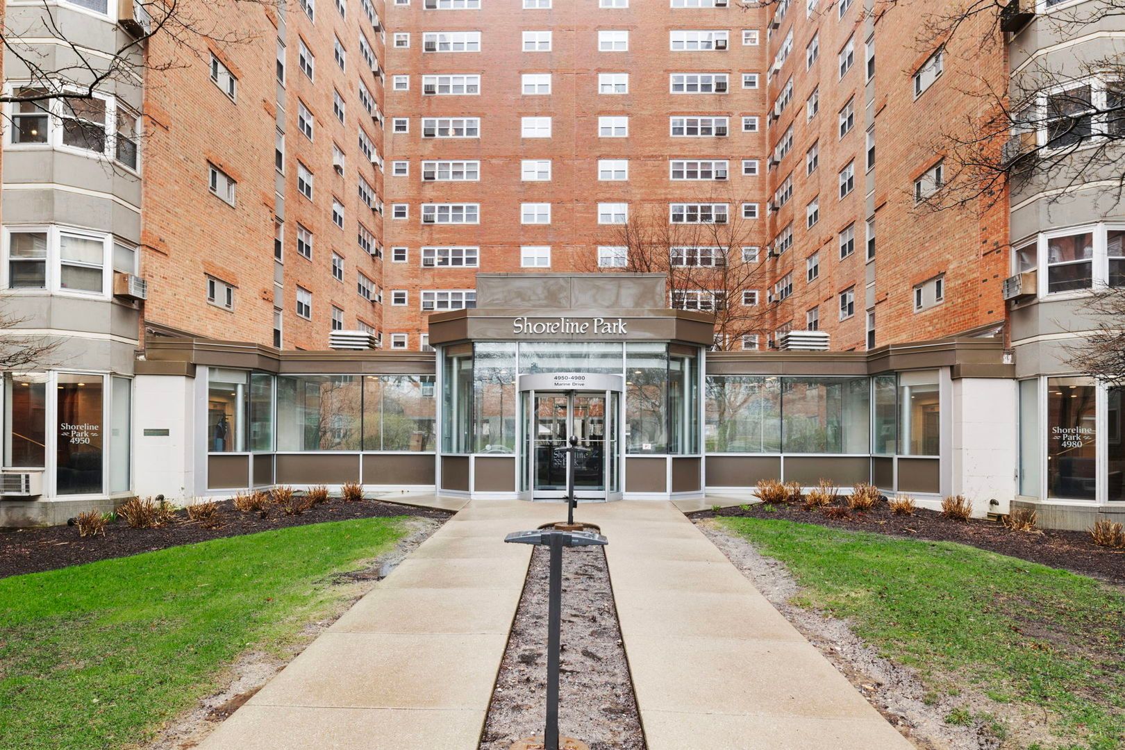 4960 N Marine Drive #1519 — Chicago, IL 60640