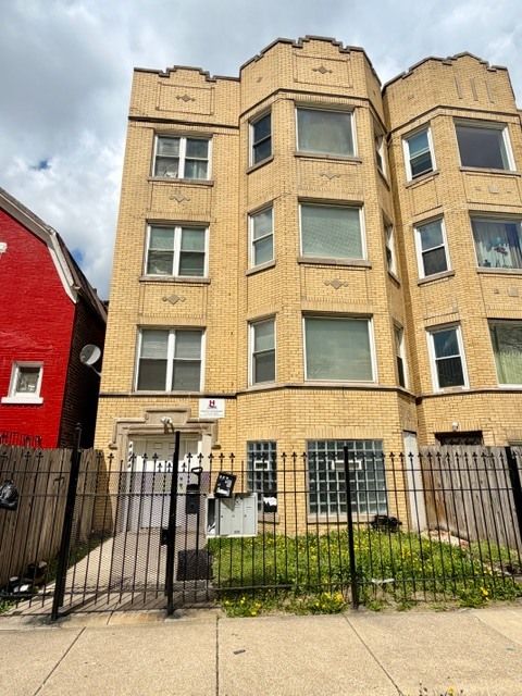 4344 W Lexington Street #1 — Chicago, IL 60623