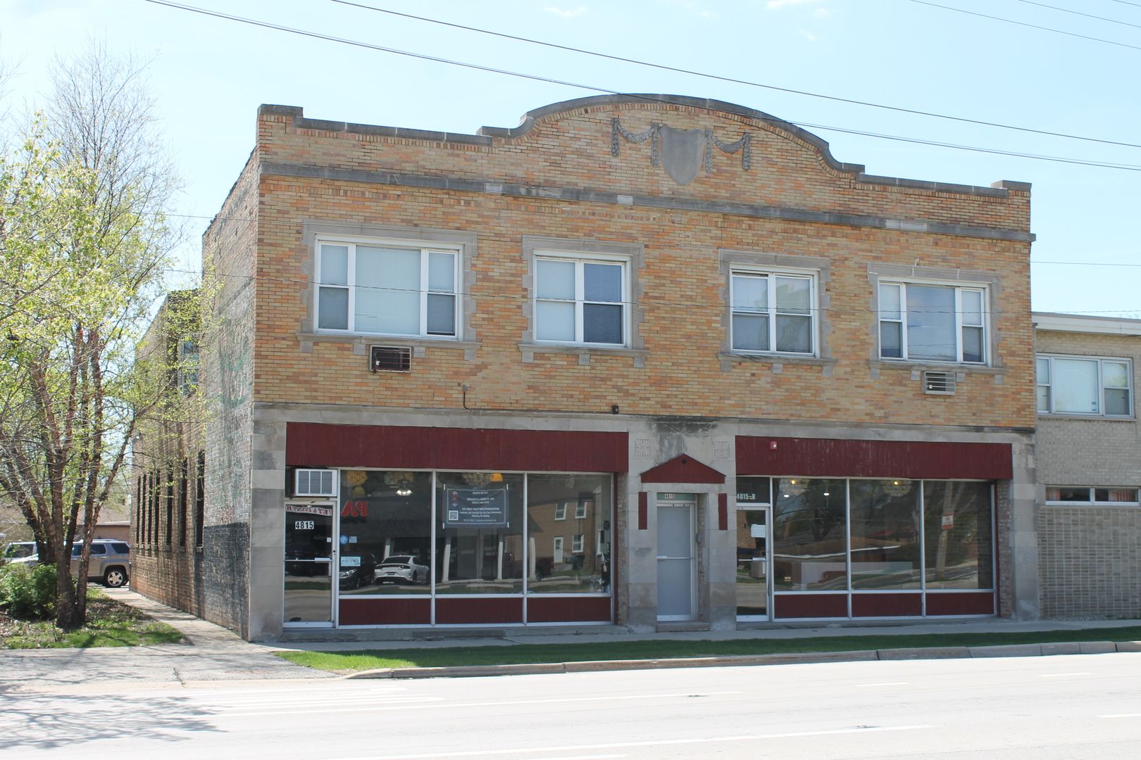 4815 Butterfield Road — Hillside, IL 60162