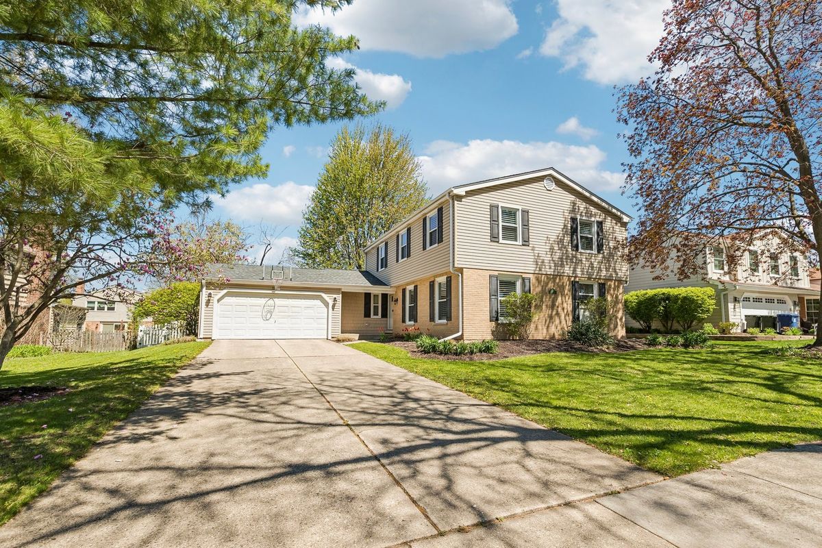 509 Ticonderoga Lane, Naperville, IL 60563