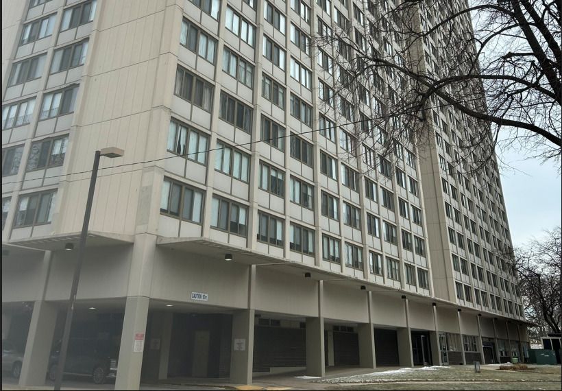 4800 S Lake Park Avenue #505A — Chicago, IL 60615
