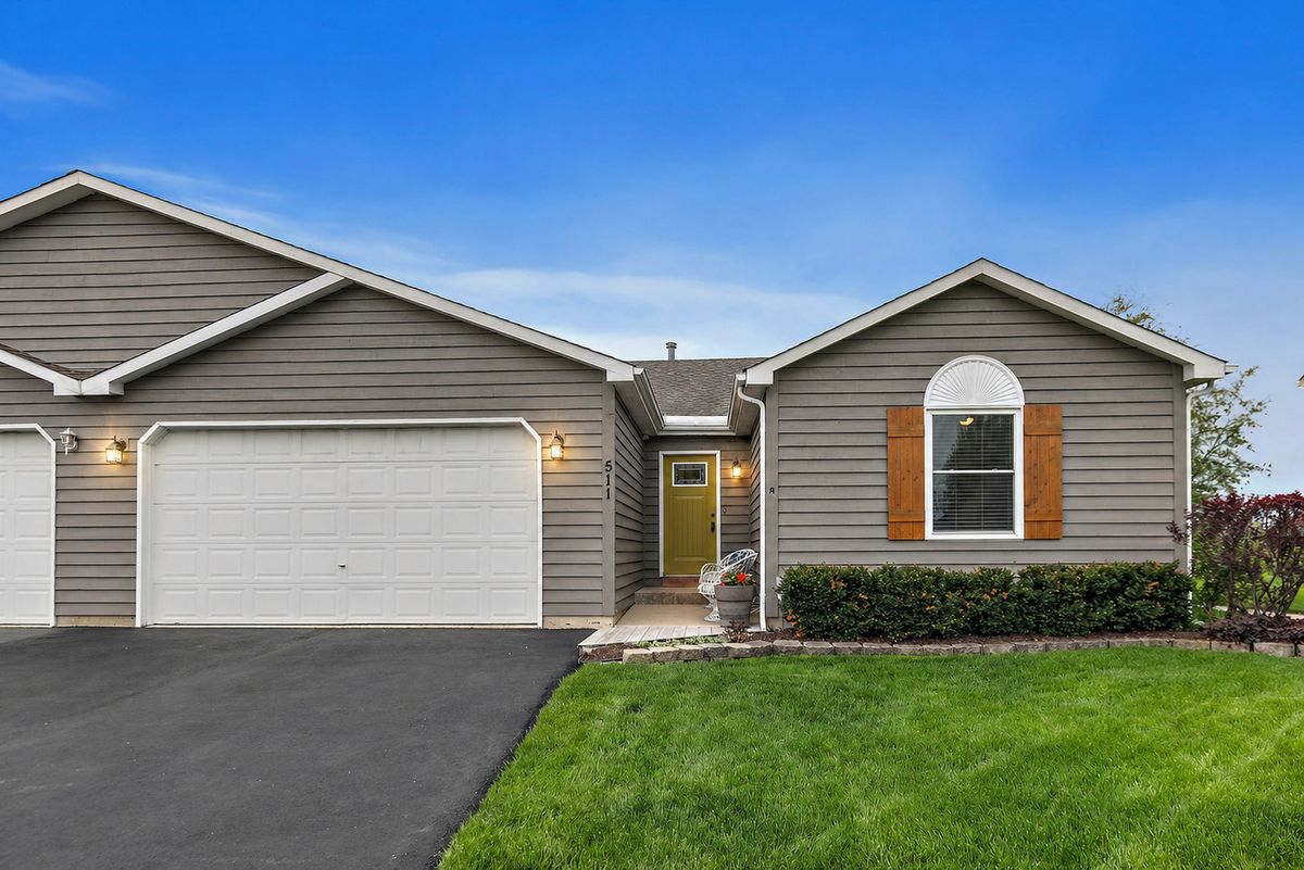 511 Miller Avenue, Hinckley, IL 60520