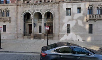 6700 Crandon Avenue, Chicago, IL 60649