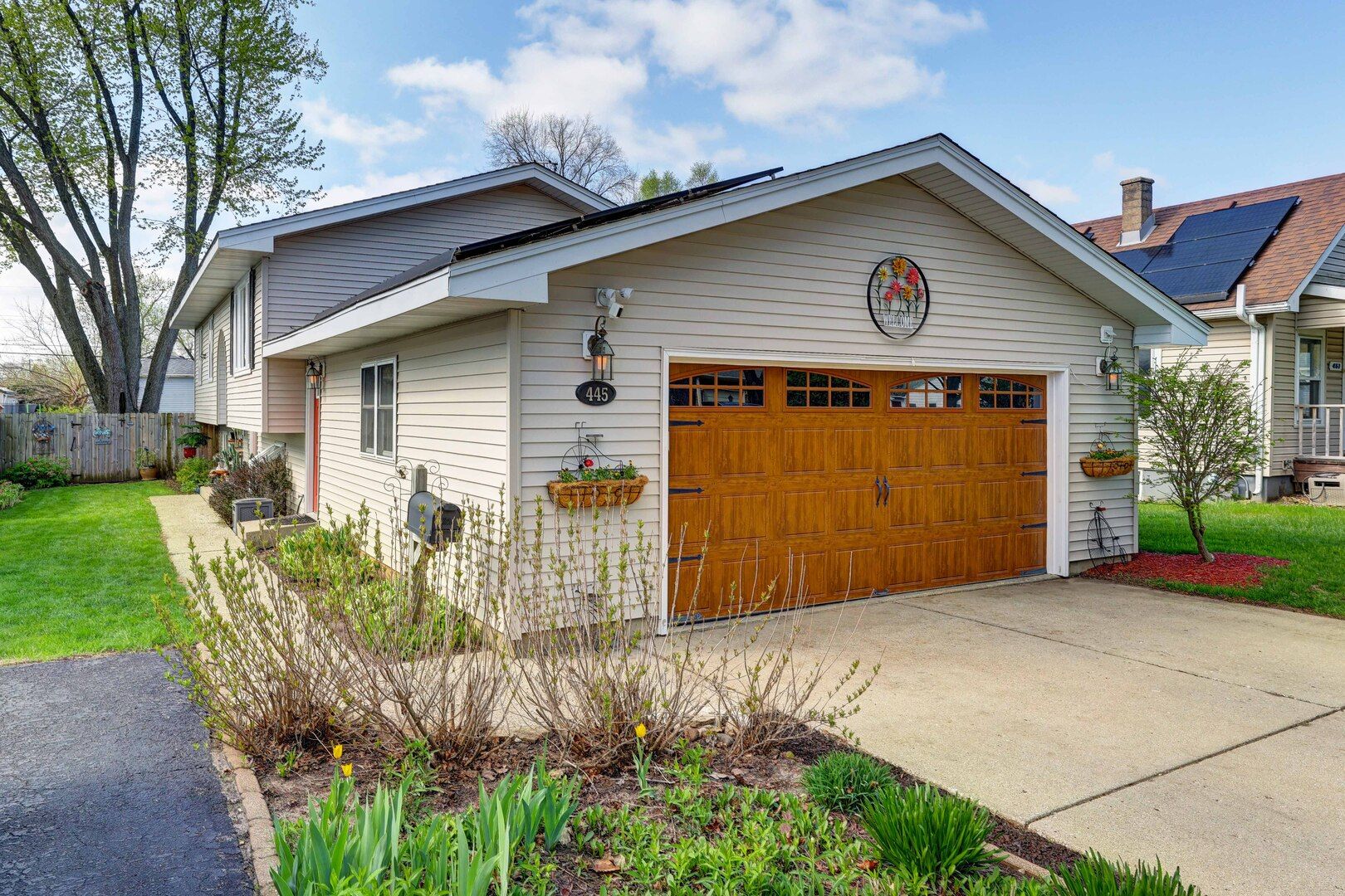 445 Golf Road — Crystal Lake, IL 60014