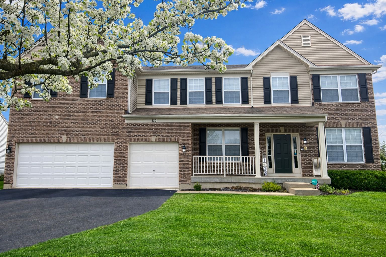 82 Brentwood Drive — Gilberts, IL 60136