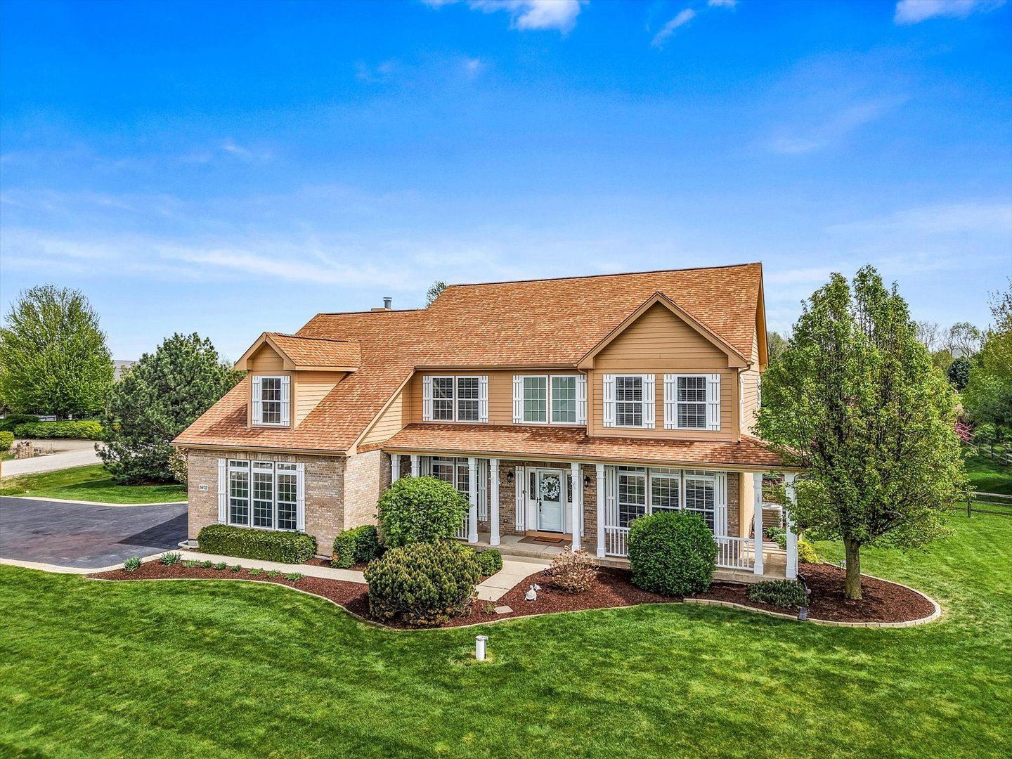 5672 Fields Drive — Yorkville, IL 60560