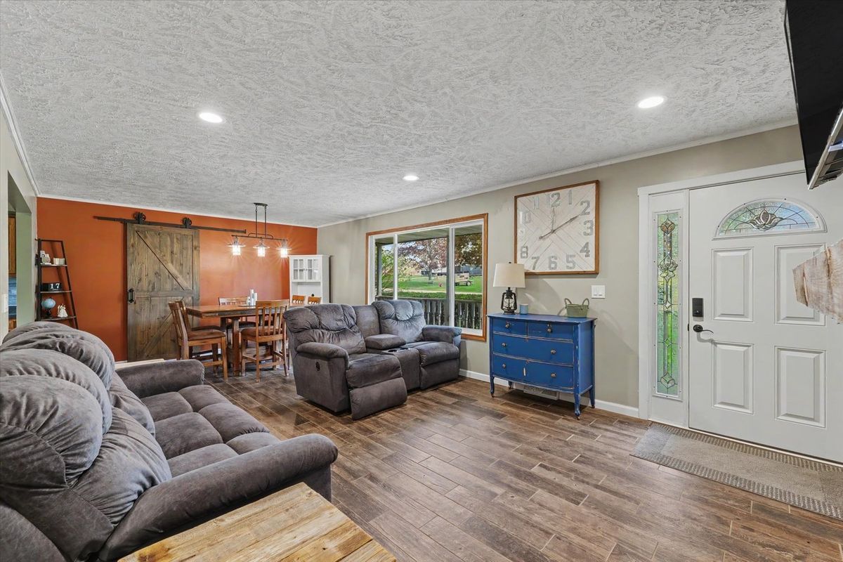 628 Courtland Street, Saybrook, IL 61770
